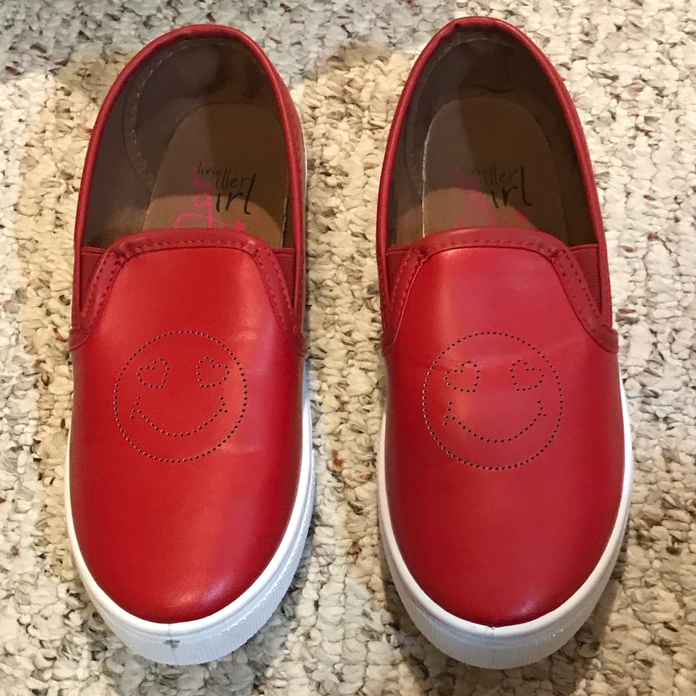 Girls red emoji shoes (sz 5)